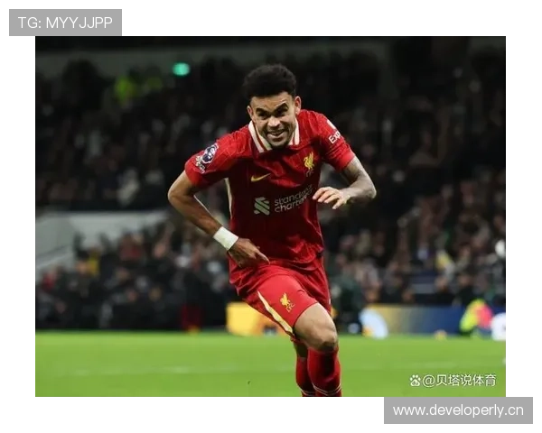 莱奥与路易斯·迪亚斯：边锋突破效率与冲击力对比分析