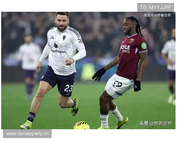 曼联结构性困境显现:战术设计与执行断层对赛季走势形成制约 曼联结构性困境显现:战术设计与执行断层对赛季走势形成制约