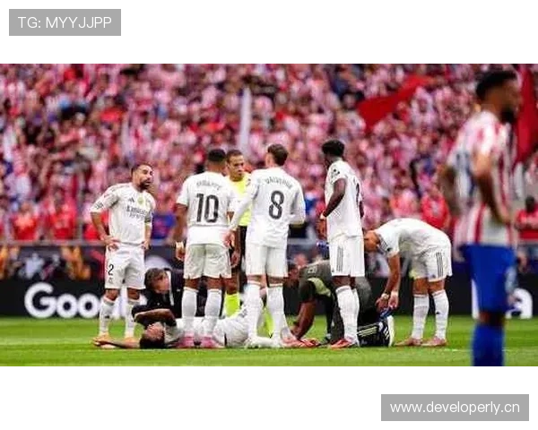 皇马中场断层与进攻重构,控制力危机已逐步反映在比赛表现中 皇马中场断层与进攻重构,控制力危机已逐步反映在比赛表现中