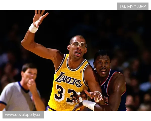 维尼修斯：高光表现背后，进步幅度是否被高估？