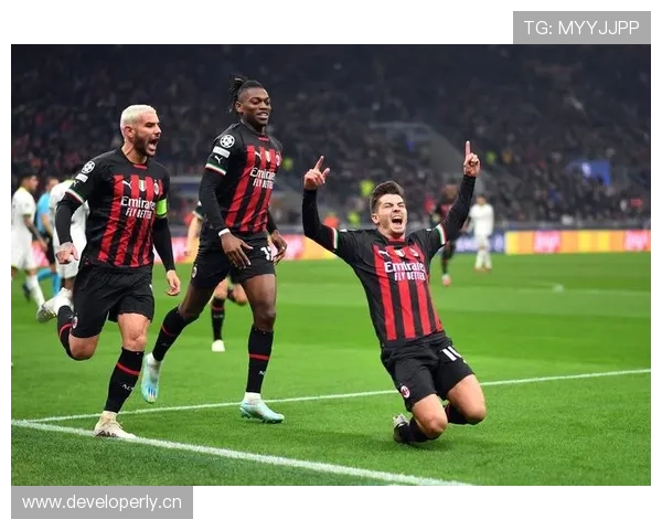 主帅内斗引爆米兰危机！战术混乱让米兰再次跌出争冠序列