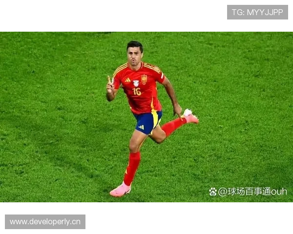 罗德里：西班牙中场重建与欧洲杯夺冠的核心领袖