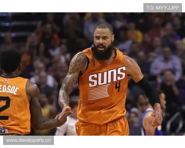 泰森·钱德勒护框效率下滑，内线防守影响力减弱