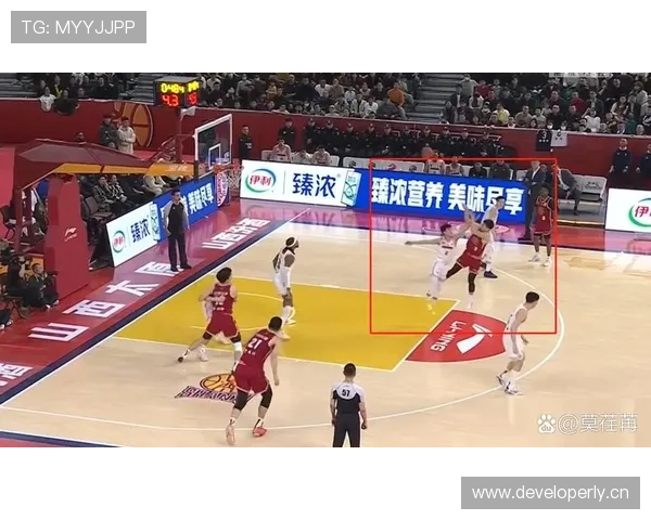 篮球比赛中球员因几次个人犯规会被判罚离场? 篮球比赛中球员因几次个人犯规会被判罚离场?